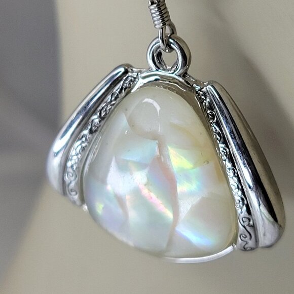 Mother of Pearl Inspired Earrings - Picture 1 of 11